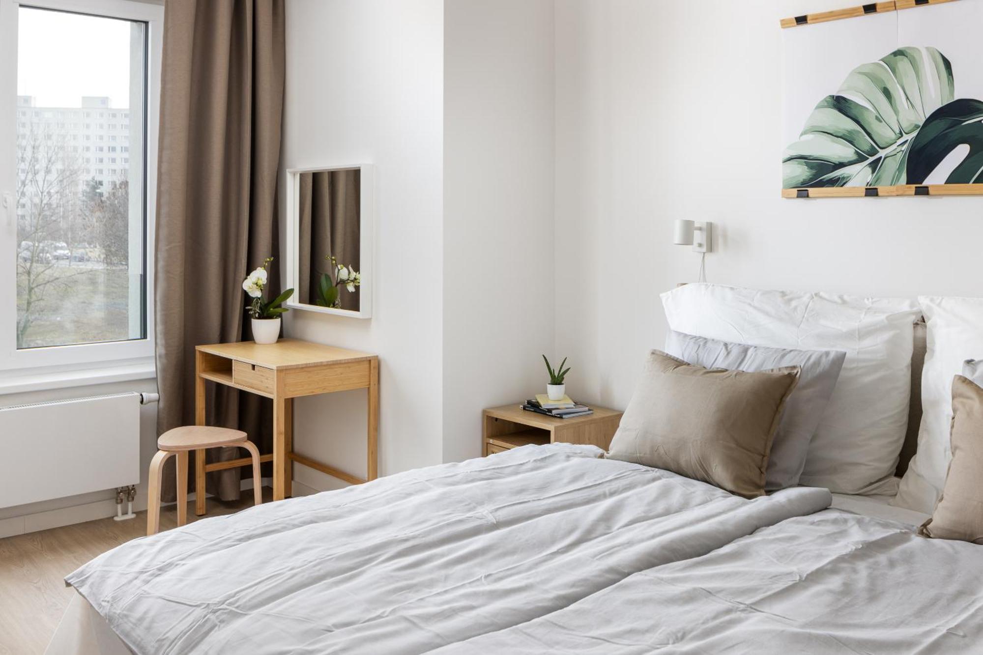Stay2Gether Japandi Homestay For 4 - Metro B Luka Prag Exterior foto